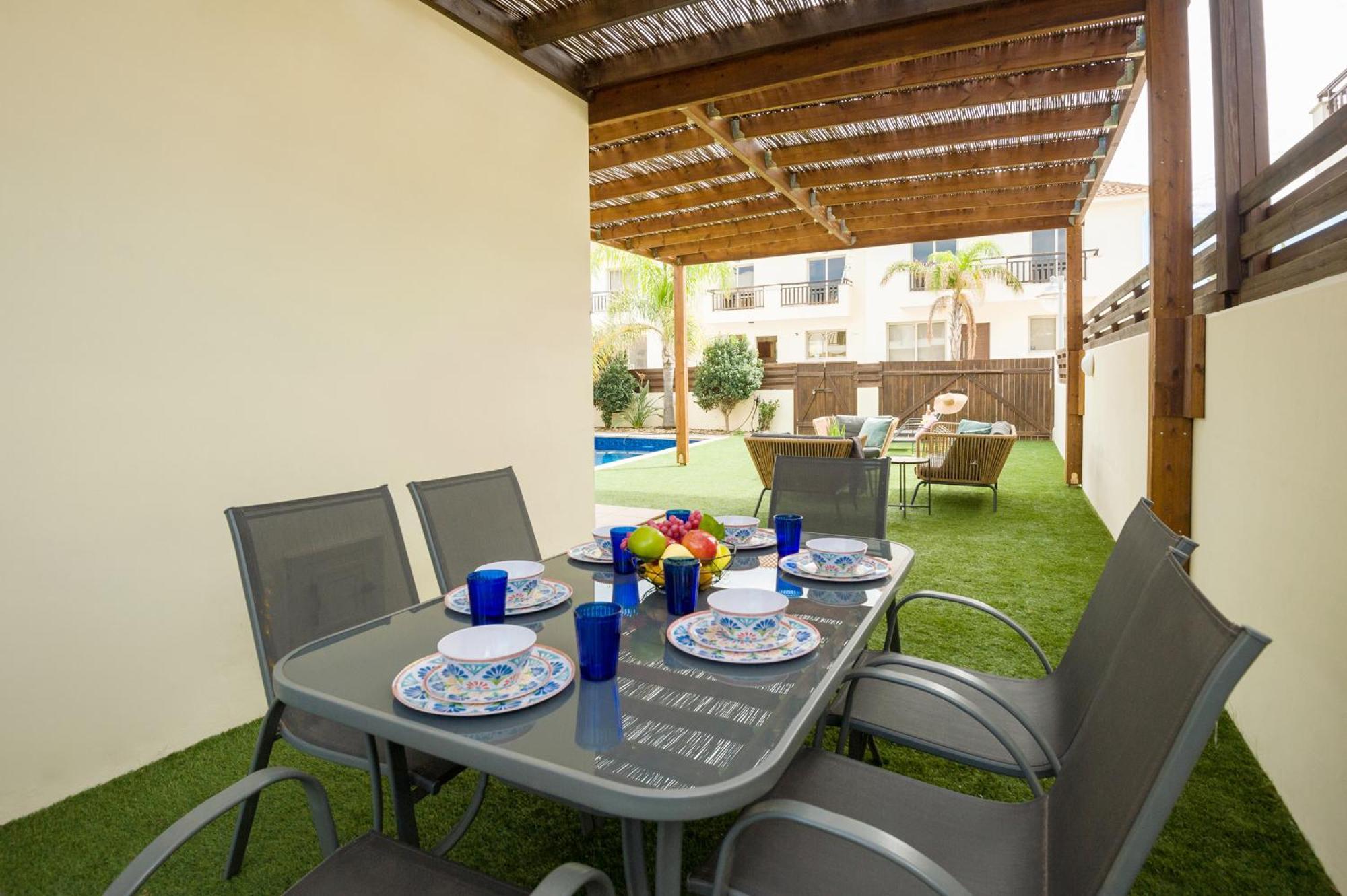 Villa Oasis Pernera Kültér fotó