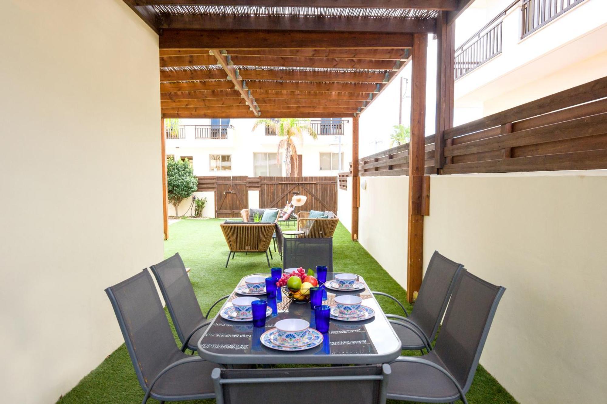 Villa Oasis Pernera Kültér fotó